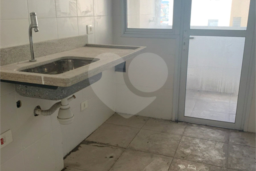 Apartamento à venda com 2 quartos, sendo 1 suíte,  em Vila Mazzei, São Paulo, SP