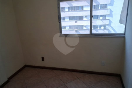 Apartamento à venda com 2 quartos em Praça da Bandeira, Rio de Janeiro, RJ