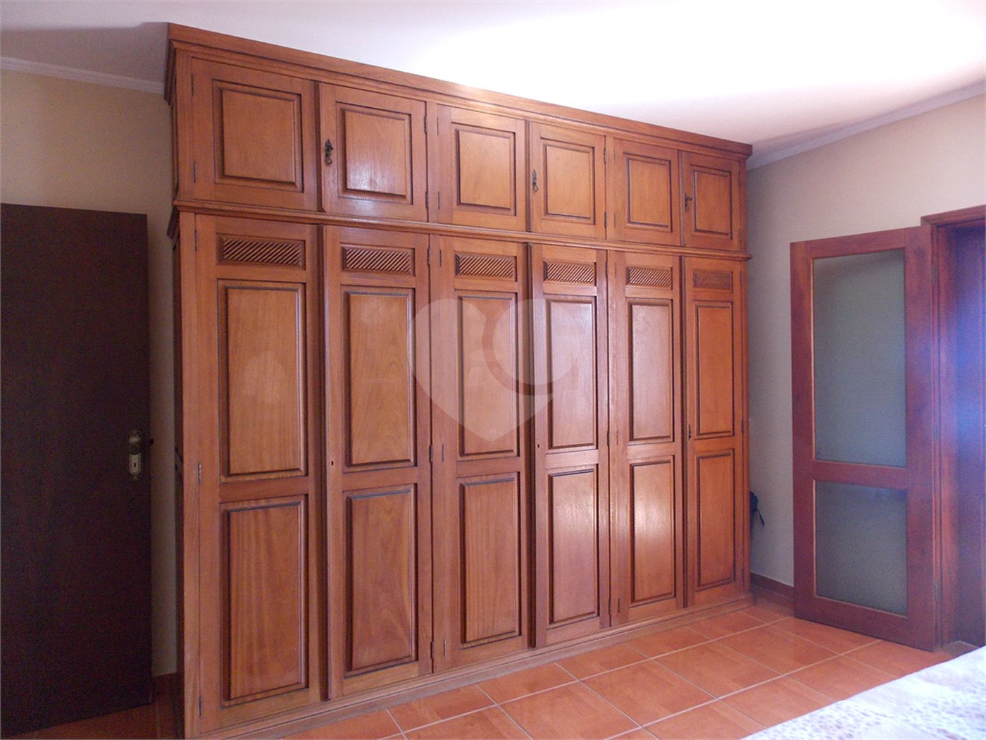 Casa à venda ou para alugar com 5 quartos, sendo 3 suítes,  no Centro, Atibaia, SP