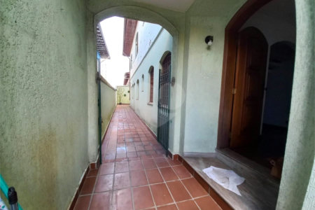 Casa à venda com 3 quartos, sendo 1 suíte, em Jardim das Vertentes, São Paulo, SP