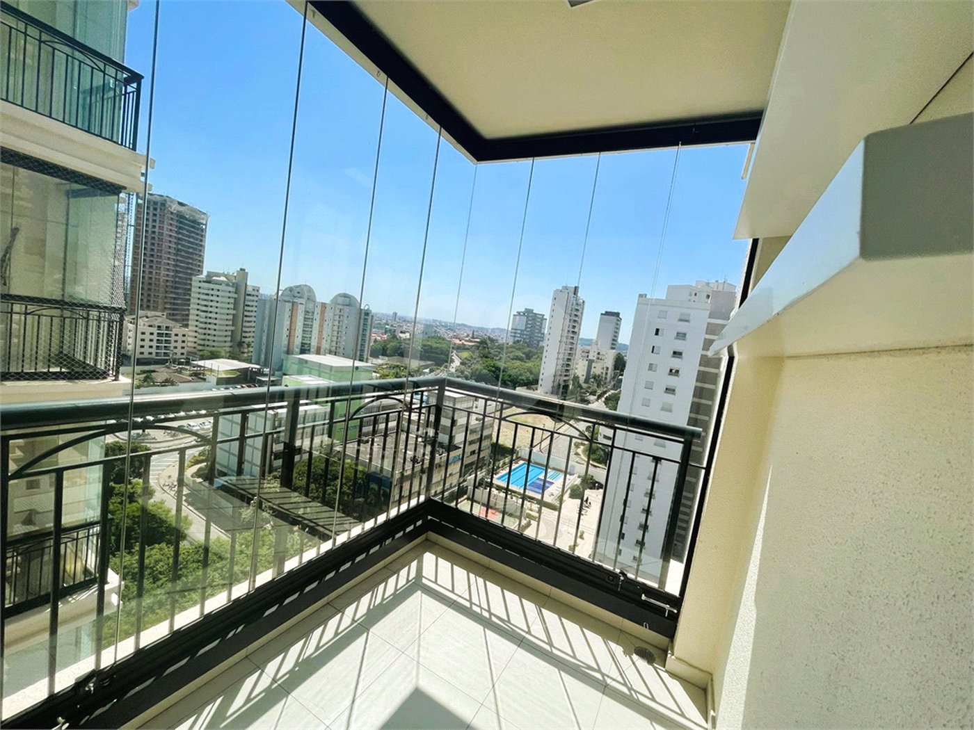 Apartamento à venda com 3 suítes em Jardim Portal da Colina, Sorocaba, SP