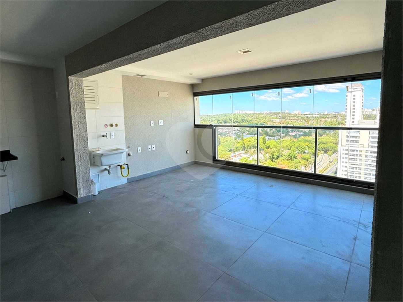 Apartamento à venda com 2 suítes em Campo Belo, São Paulo, SP
