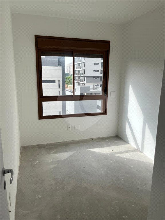 Apartamento à venda com 3 quartos, sendo 1 suíte, em Brooklin Novo, São Paulo, SP