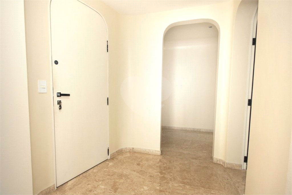 Apartamento à venda com 4 suítes em Jardim Marajoara, São Paulo, SP