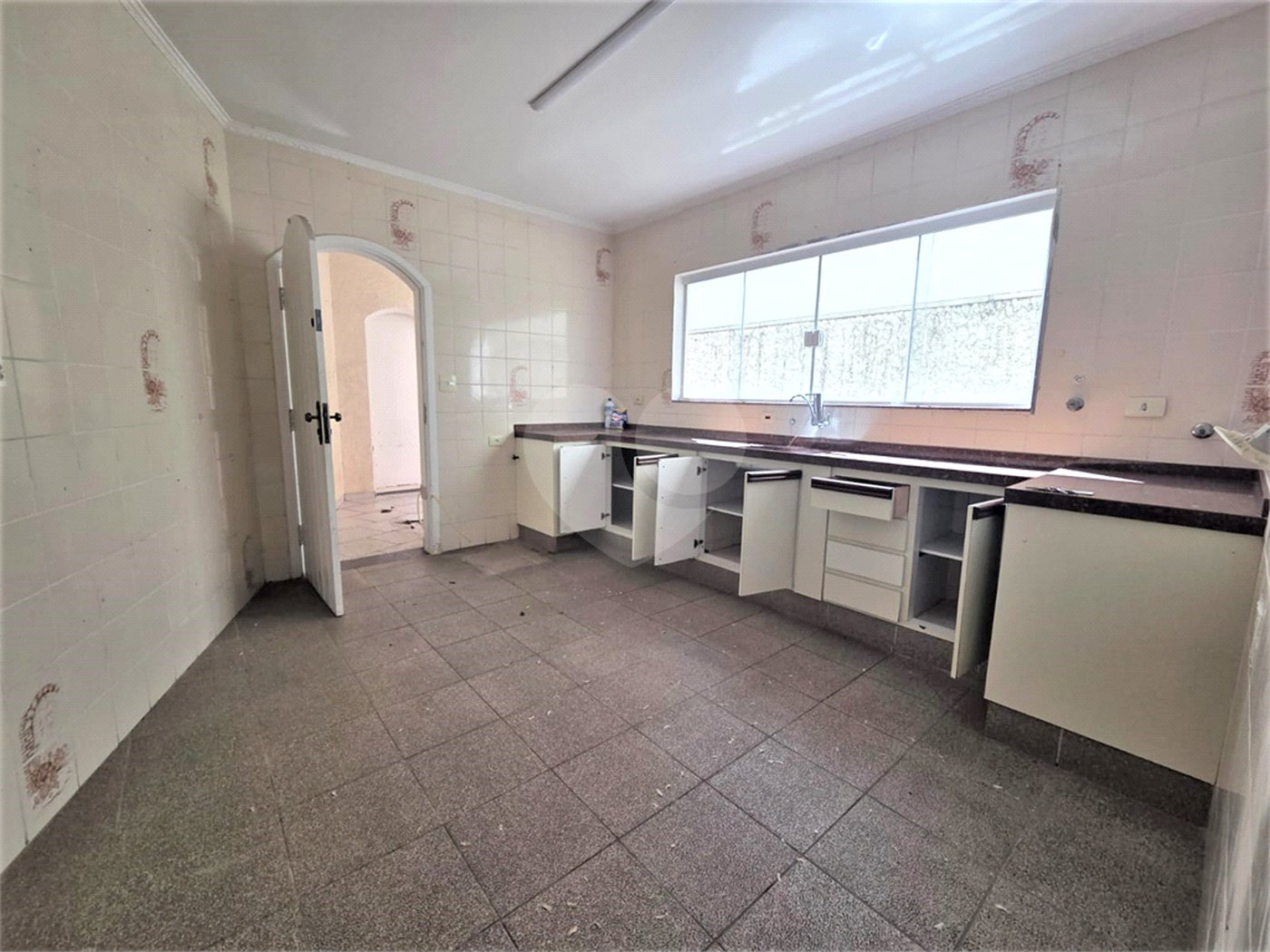 Sobrado à venda ou para alugar com 3 quartos, sendo 2 suítes,  em Vila Lucia, São Paulo, SP