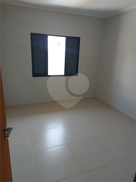 Sobrado à venda ou para alugar com 3 quartos, sendo 1 suíte, em Jardim do Lago, Atibaia, SP