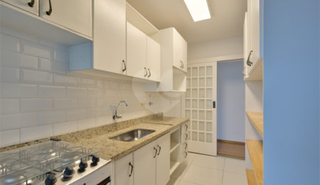 Apartamento à venda com 3 quartos, sendo 1 suíte,  em Alto da Boa Vista, São Paulo, SP