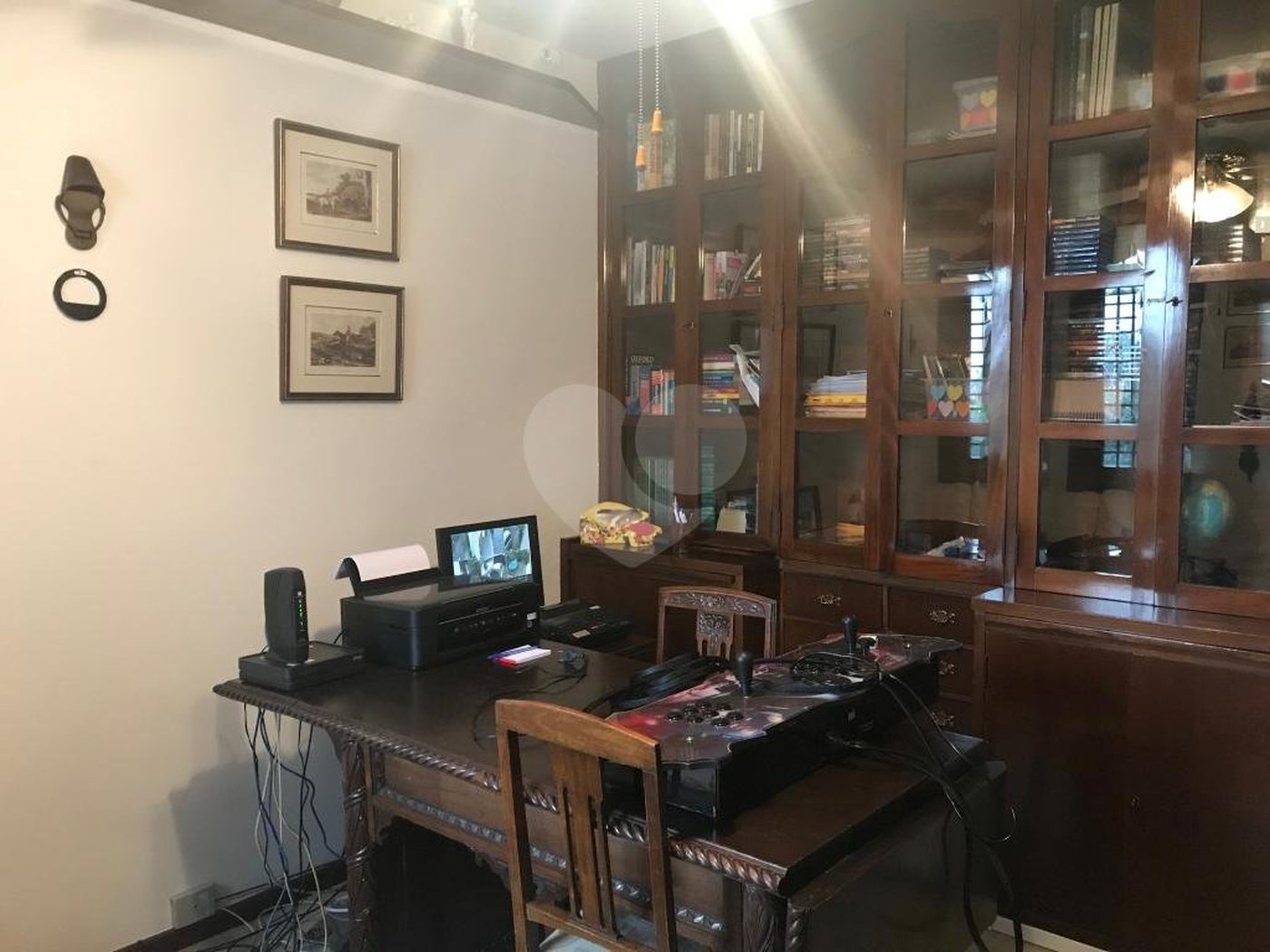 Casa à venda com 5 quartos, sendo 2 suítes,  em Jardim Everest, São Paulo, SP