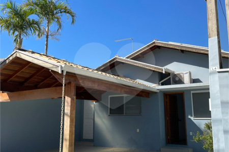 Casa à venda com 3 quartos, sendo 1 suíte, no condomínio Villaggio DI Itaici, Indaiatuba - SP