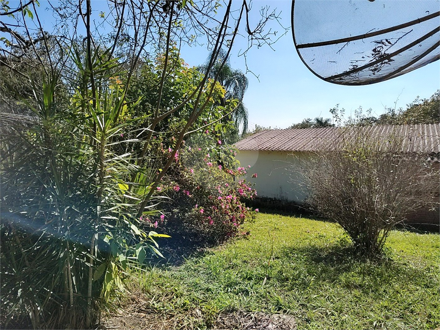 Sítio à venda com 3 quartos, sendo 1 suíte,  em Da Barra, Salto de Pirapora, SP