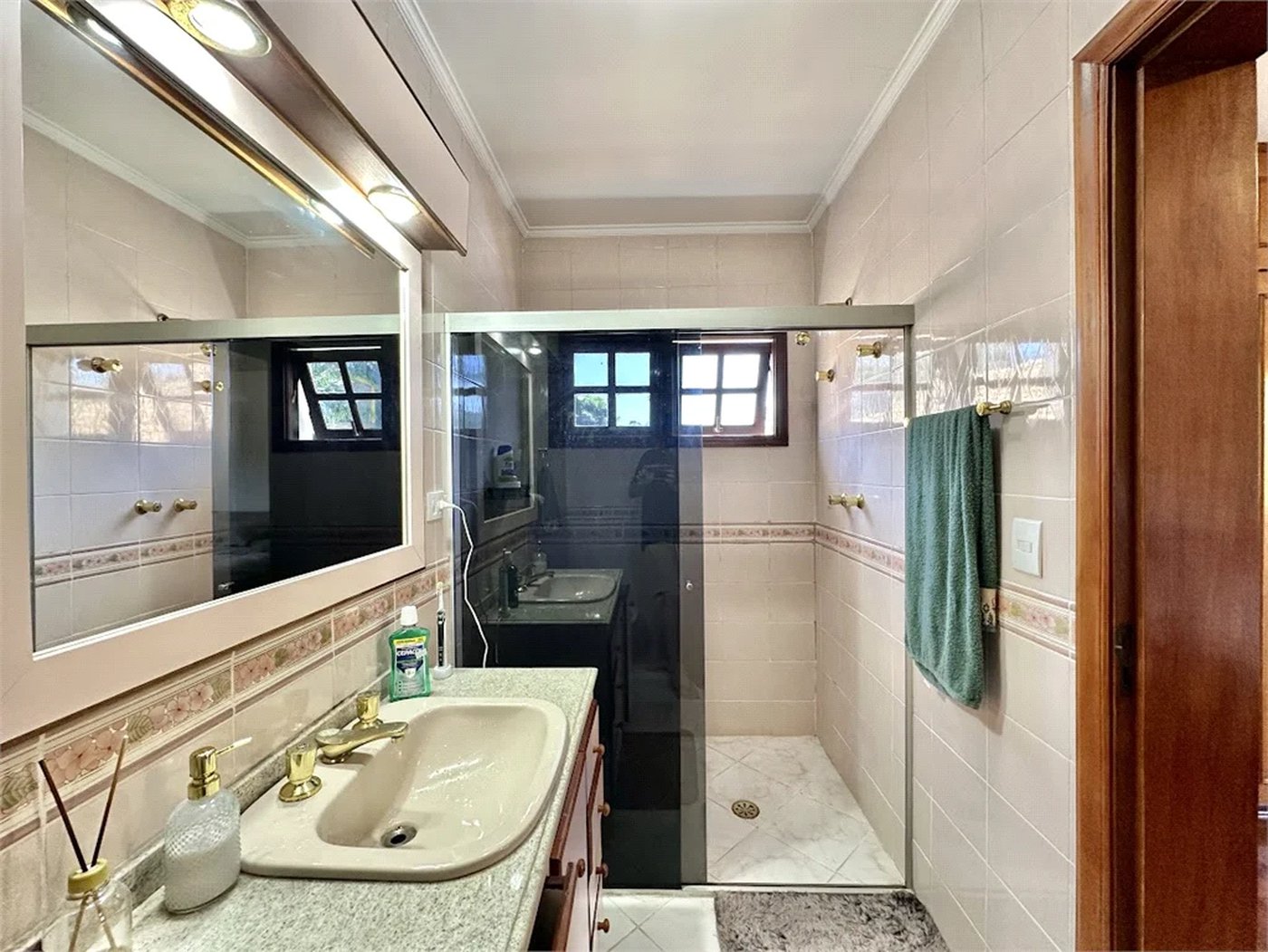 Casa à venda com 5 quartos, sendo 4 suítes, em Parque dos Príncipes, São Paulo, SP