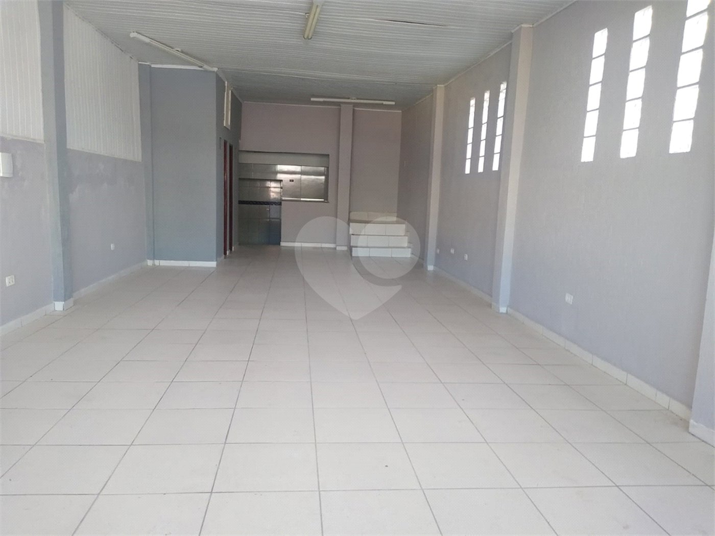 Prédio à venda com 4 quartos em Vila Guilherme, São Paulo, SP