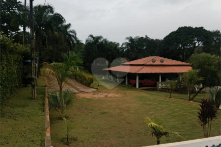 Chácara à venda com 3 suítes em Chácaras do Guacuri, Itupeva, SP