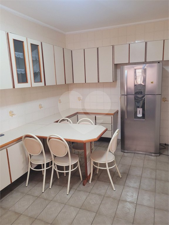 Sobrado à venda ou para alugar com 4 quartos, sendo 1 suíte, em Vila Gustavo, São Paulo, SP