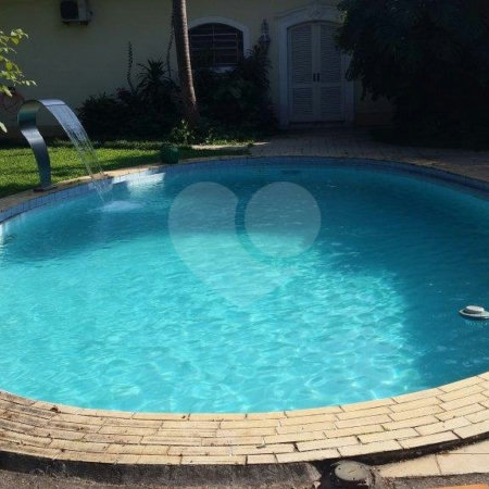 Casa à venda com 3 quartos, sendo 1 suíte, em Butantã, São Paulo, SP