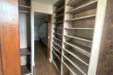 Casa à venda com 4 suítes em Vila Suissa, Mogi das Cruzes, SP