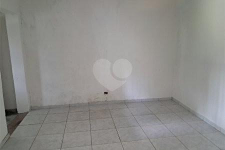 Sobrado para alugar com 4 quartos, sendo 2 suítes, em Interlagos, São Paulo, SP
