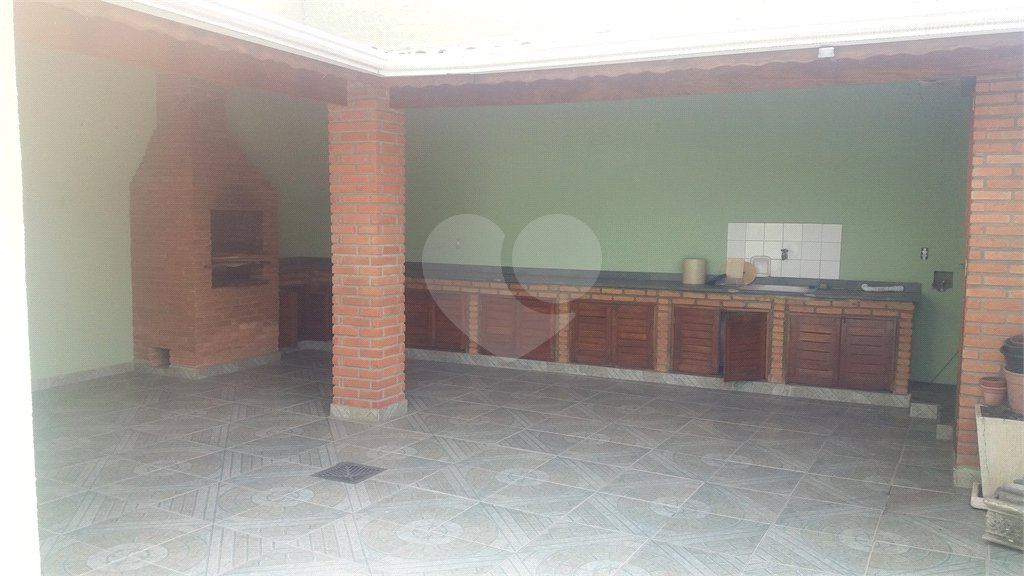 Sobrado à venda com 3 quartos, sendo 1 suíte, em Horto, São Paulo, SP