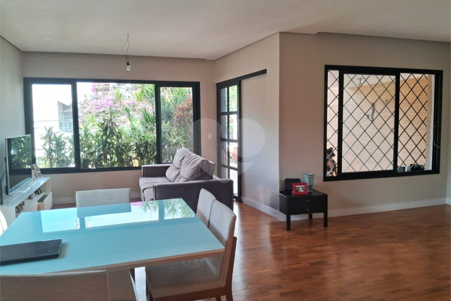 Sobrado à venda com 3 suítes em Tremembé, São Paulo, SP