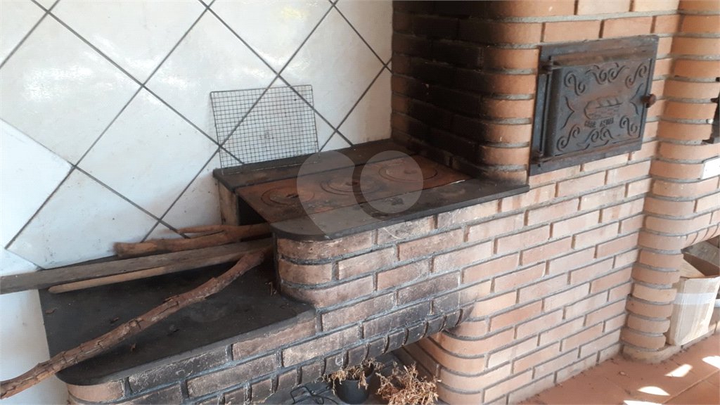 Sobrado à venda com 5 quartos, sendo 3 suítes, em Jardim dos Pinheiros, Atibaia, SP