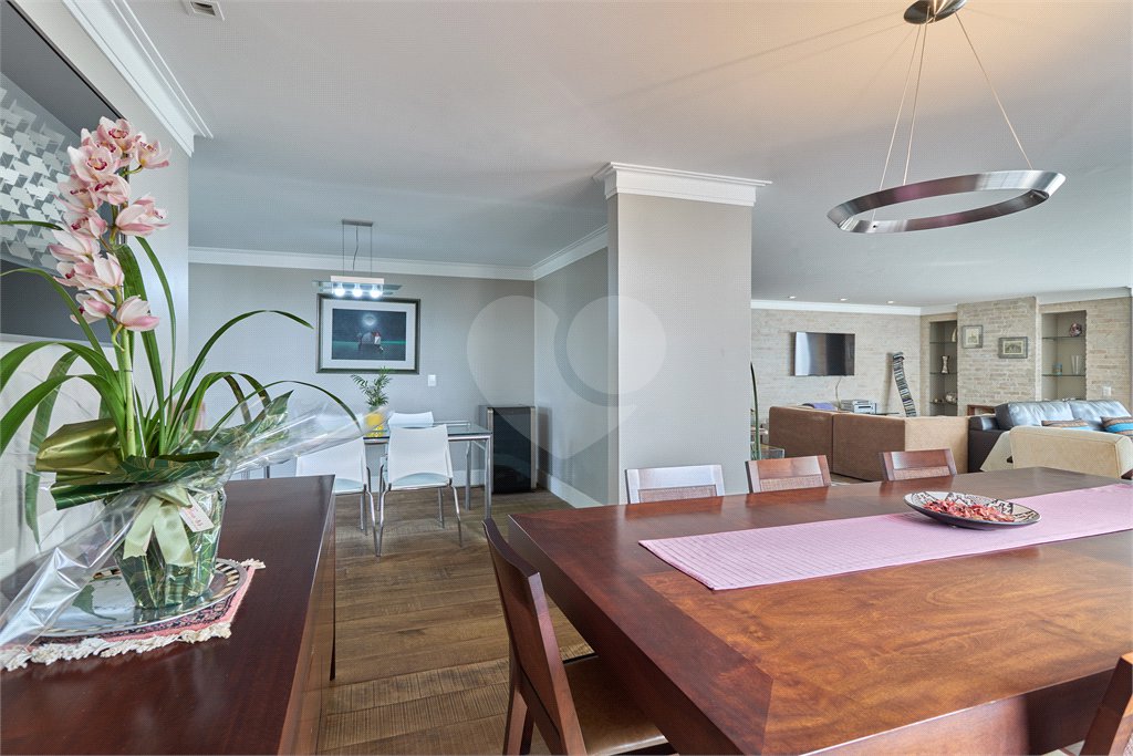 Apartamento à venda com 4 quartos, sendo 3 suítes, em Campo Belo, São Paulo, SP