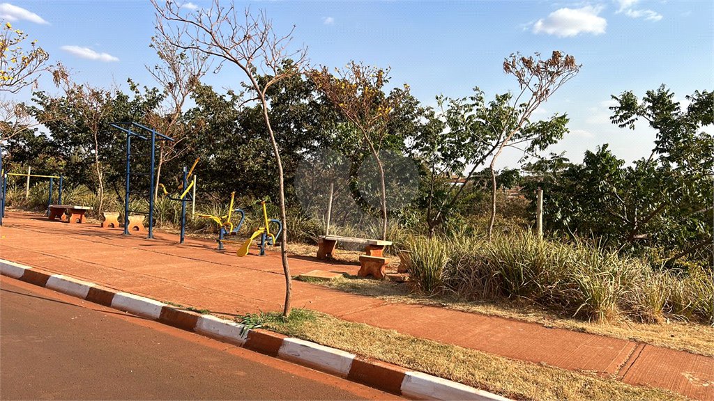 Terreno à venda no condomínio Loteamento Bella Cravinhos, Cravinhos - SP
