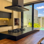 Casa à venda com 3 suítes no condomínio Jardim Residencial Dona Maria Candida, Indaiatuba - SP
