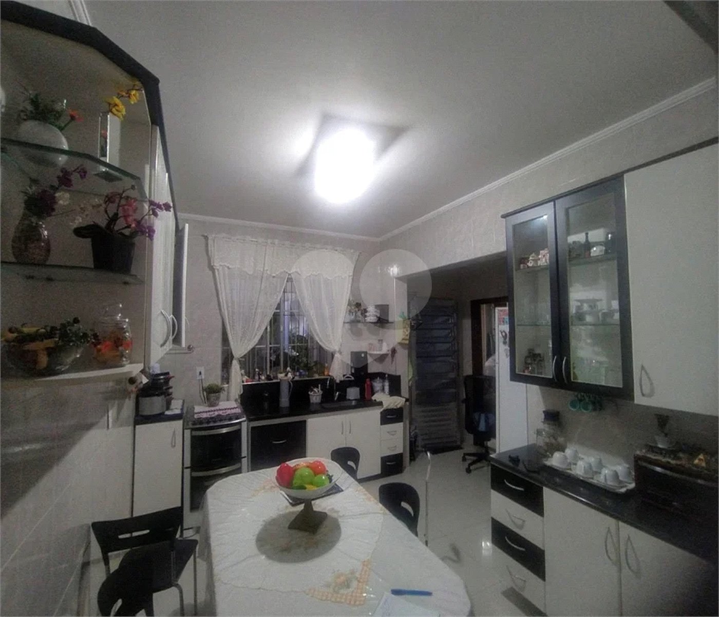 Casa à venda com 10 quartos, sendo 1 suíte, em Santa Teresinha, São Paulo, SP