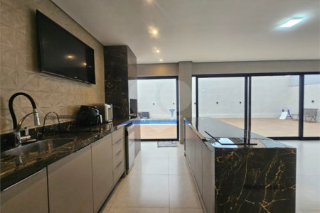 Casa à venda com 3 suítes em Jardim São Caetano, São Caetano do Sul, SP