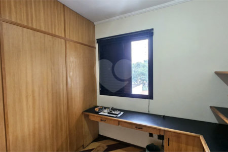 Apartamento à venda | 72 m² | 3 quartos (1 suíte) | 1 vaga | Próximo ao Metrô Saúde