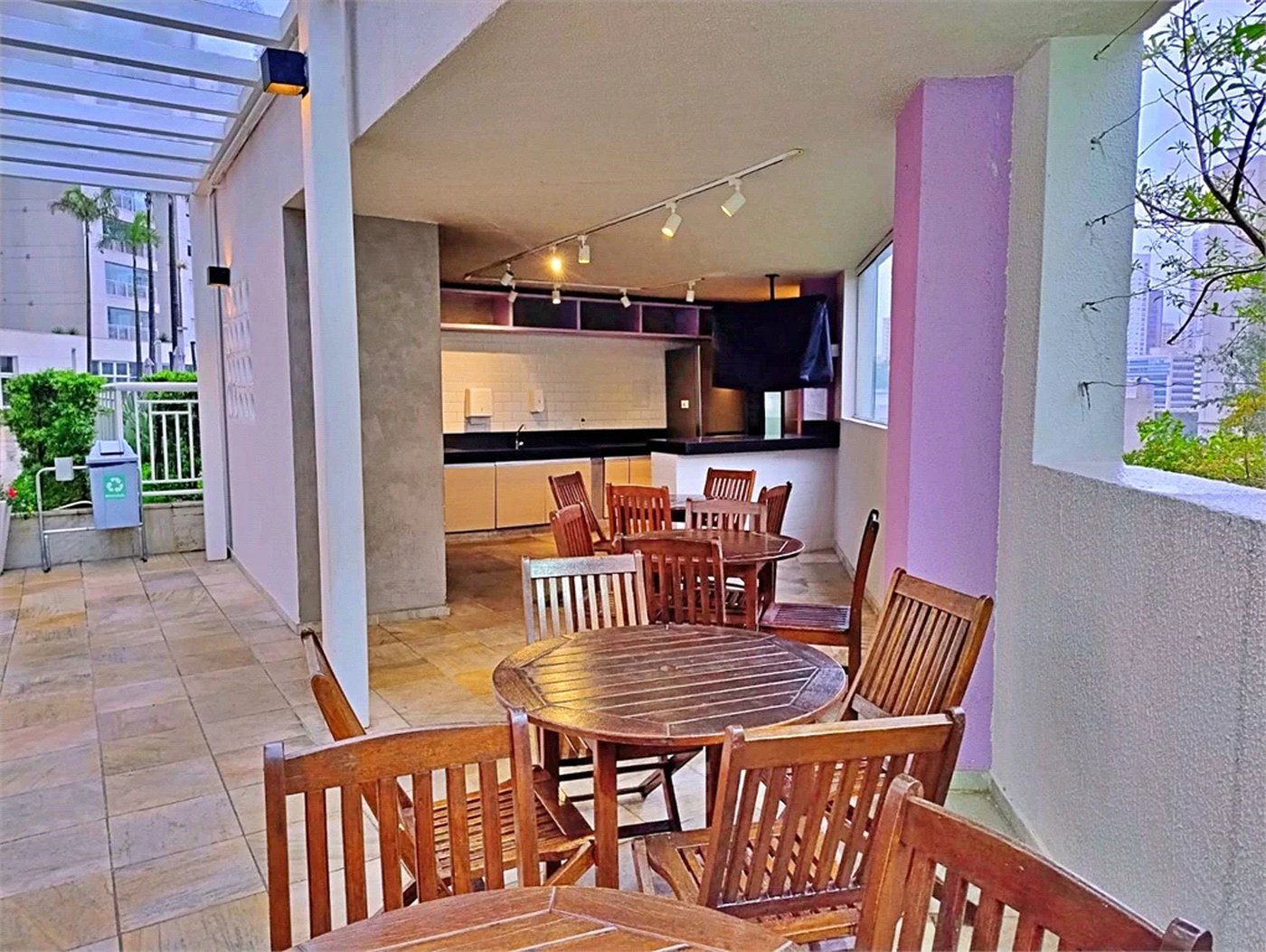 Apartamento à venda com 3 quartos, sendo 2 suítes, em Vila Andrade, São Paulo, SP