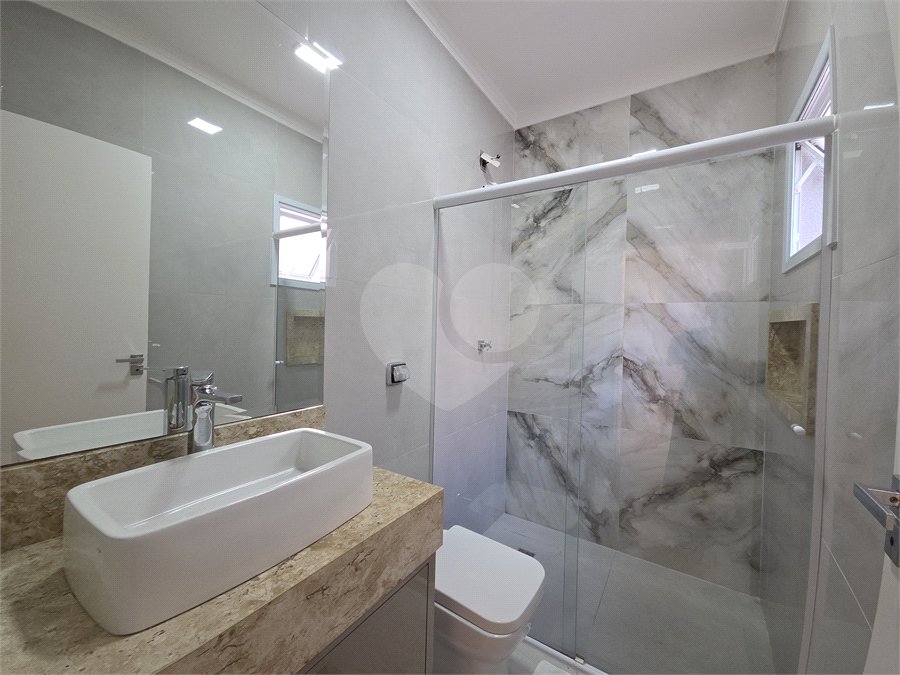 Casa à venda com 2 quartos, sendo 1 suíte, no condomínio Horto Florestal II, Sorocaba - SP