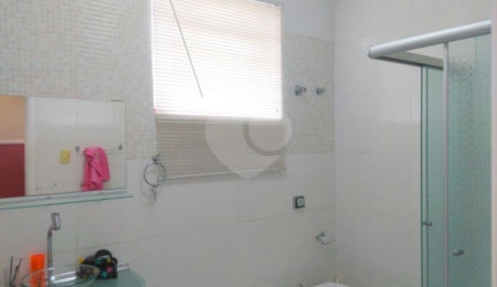 Sobrado à venda ou para alugar com 4 quartos, sendo 1 suíte, em Santana, São Paulo, SP