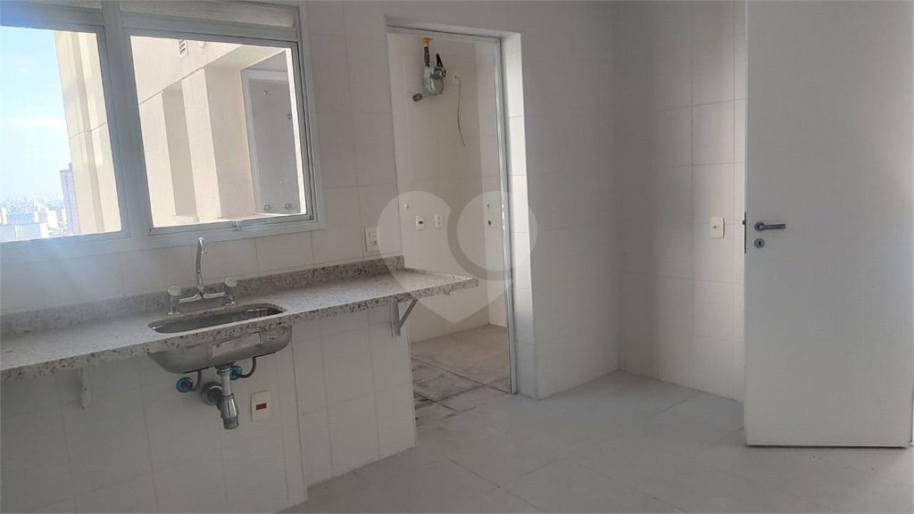 Apartamento à venda com 3 suítes em Jardim Zaira, Guarulhos, SP