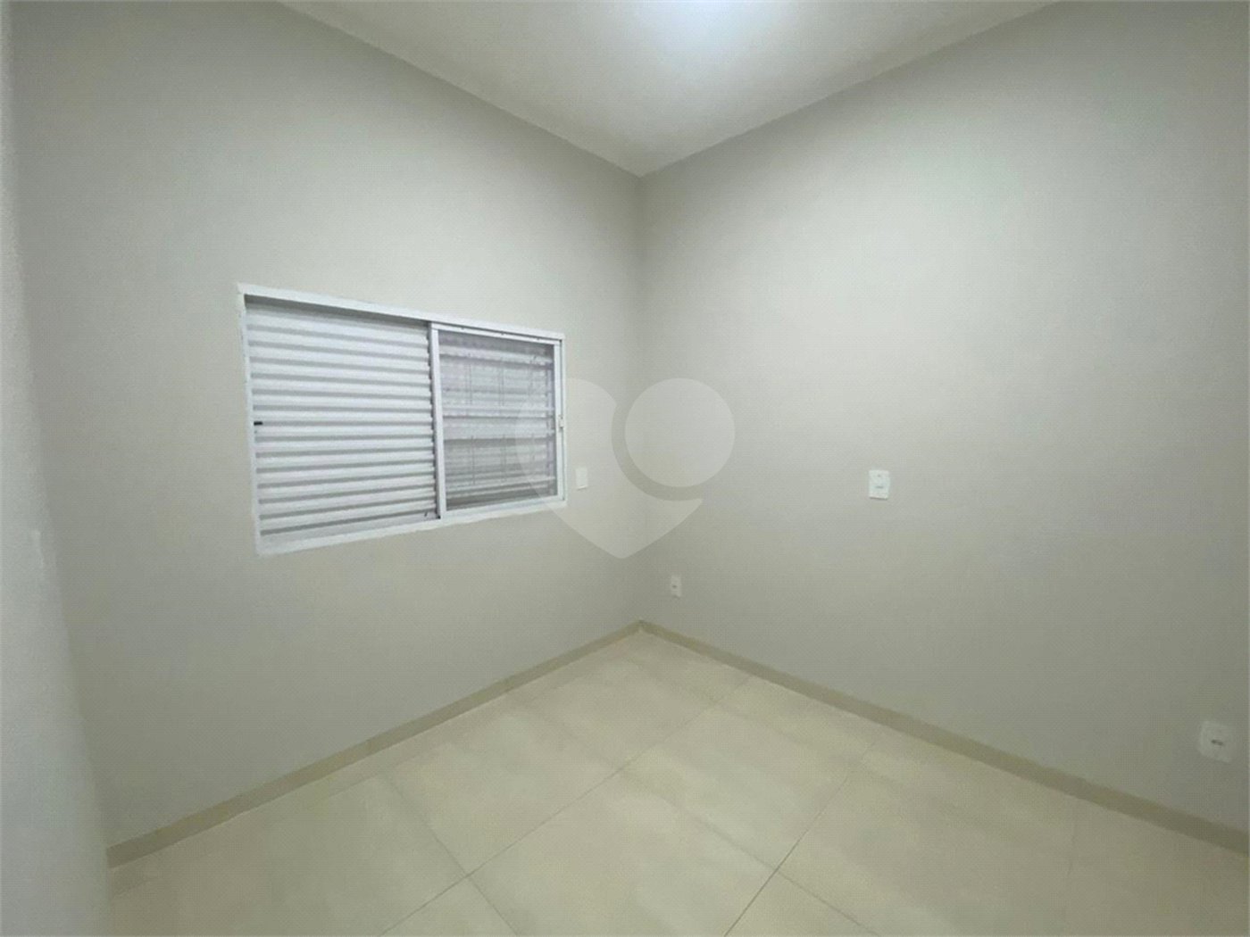 Casa à venda com 2 quartos no Centro, Mirandópolis, SP