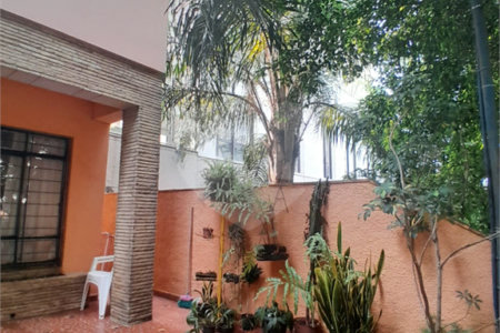 Sobrado à venda com 3 quartos em Sumaré, São Paulo, SP