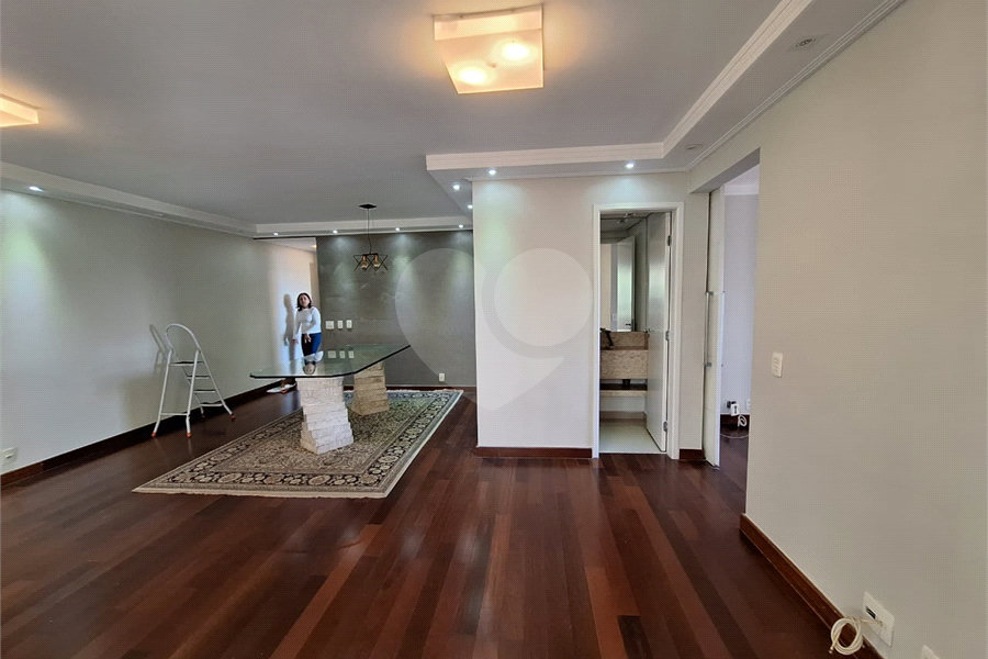 Apartamento para alugar com 3 suítes em Morumbi, São Paulo, SP