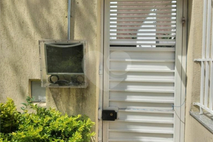 Casa à venda com 4 quartos, sendo 2 suítes, no condomínio Miro Carvalho - Pitinga, São Paulo - SP