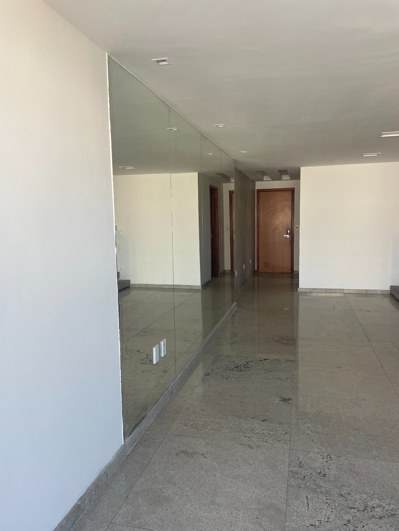 Cobertura à venda com 4 suítes em Ponta Verde, Maceió, AL