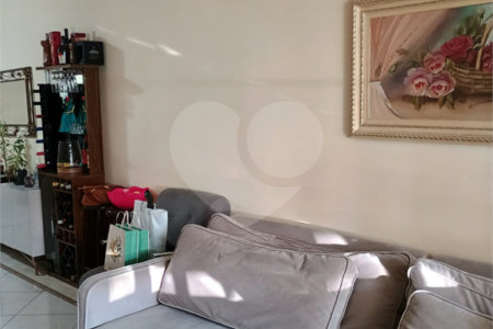 Casa à venda com 4 suítes em Jardim Bom Clima, Guarulhos, SP