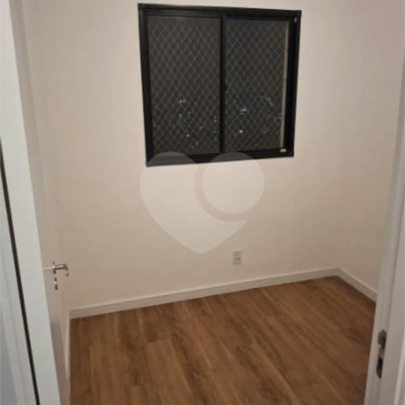 Apartamento à venda com 2 quartos em Parque Maria Helena, São Paulo, SP
