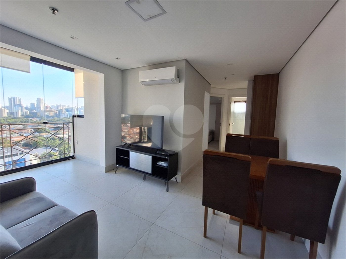 Apartamento para alugar com 2 quartos em Vila Olímpia, São Paulo, SP