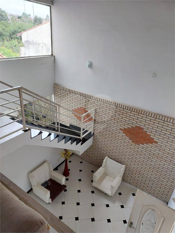 Sobrado à venda com 3 quartos, sendo 1 suíte, em Jardim Fonte Áurea, Poá, SP