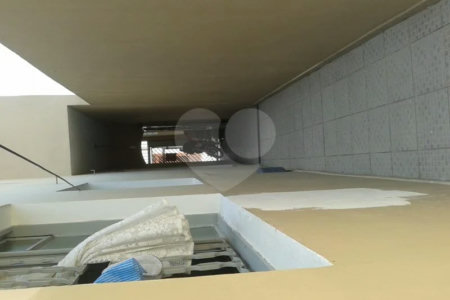 Sobrado à venda com 4 quartos, sendo 1 suíte, em Vila Mazzei, São Paulo, SP