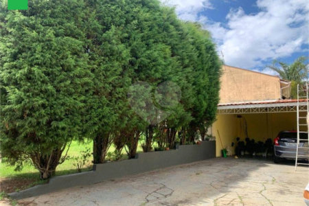 Casa à venda com 3 quartos no condomínio Recanto Florido, Vinhedo - SP
