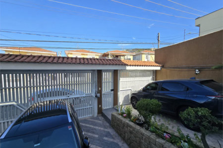 Sobrado à venda com 4 quartos, sendo 1 suíte,  em Vila Jaguara, São Paulo, SP