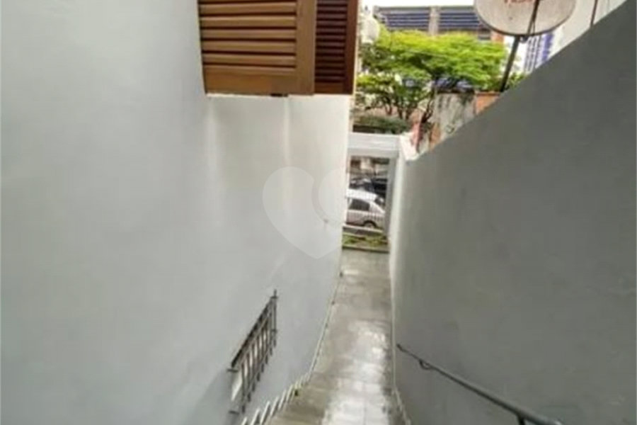Sobrado à venda ou para alugar com 5 quartos, sendo 3 suítes, em Santana, São Paulo, SP