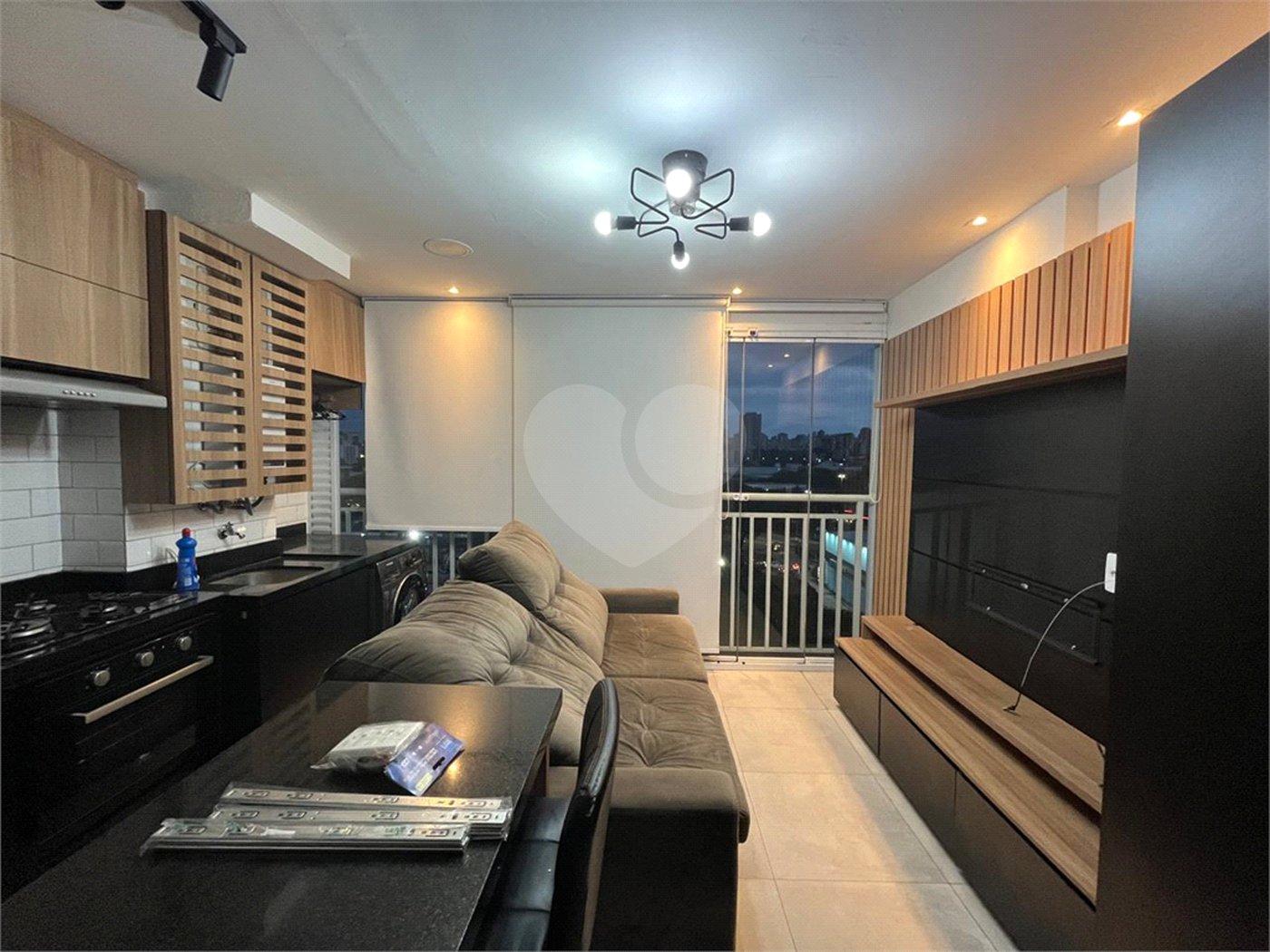 Apartamento à venda com 2 quartos em Parque Industrial Tomas Edson, São Paulo, SP