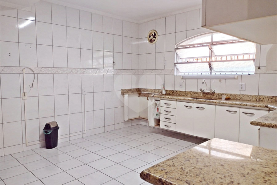 Casa à venda com 4 quartos, sendo 1 suíte, em Vila Germinal, São Paulo, SP