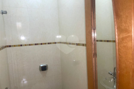 Casa à venda com 3 quartos, sendo 1 suíte,  no condomínio Vilagio Viccino, São Paulo - SP